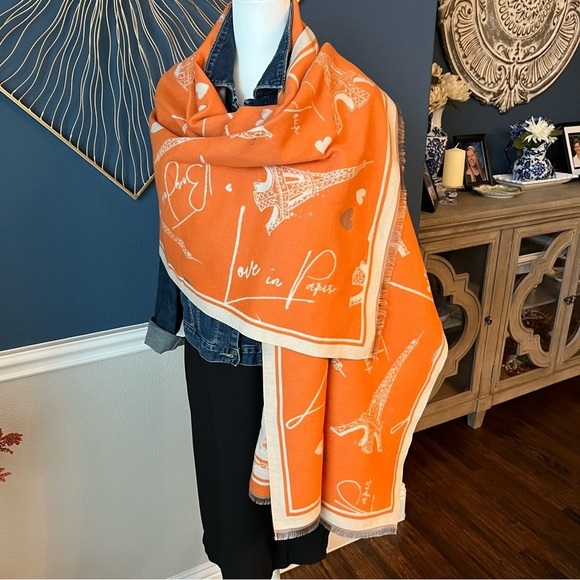 Beautiful  Scarf - Cream and Orange NWOT - Picture 2 of 7